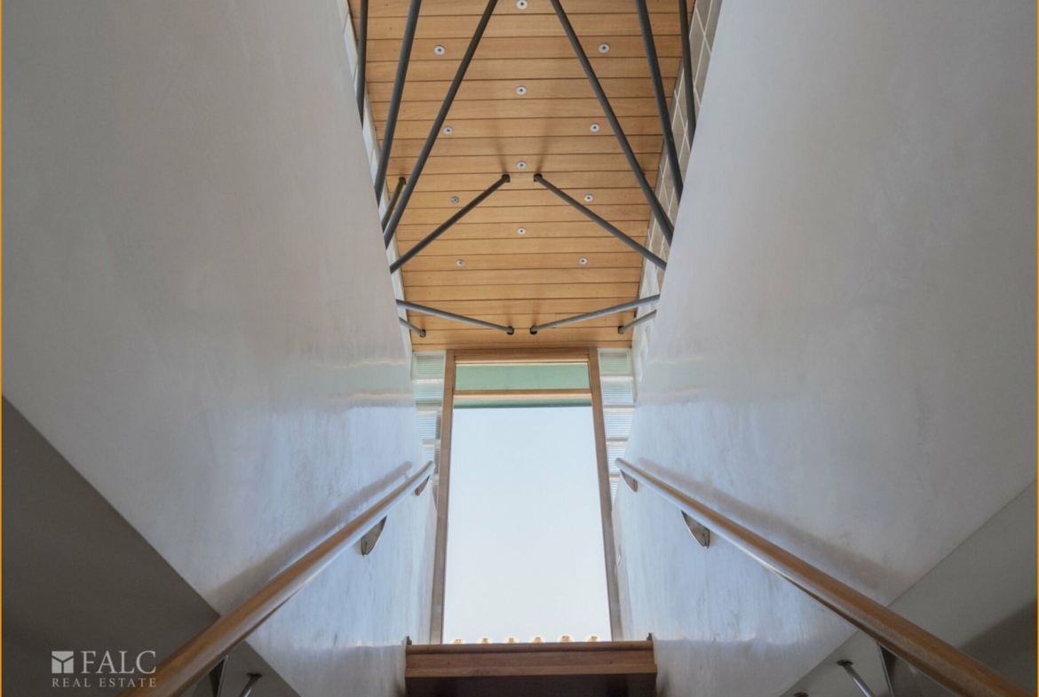 Treppe Dachterrasse/ stairs roof terrace/ escaleras azotea
